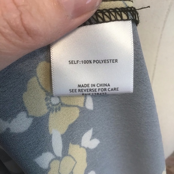 MODCLOTH Black Mustard White Floral Sleeveless Tie Neck Top XL - Picture 6 of 6